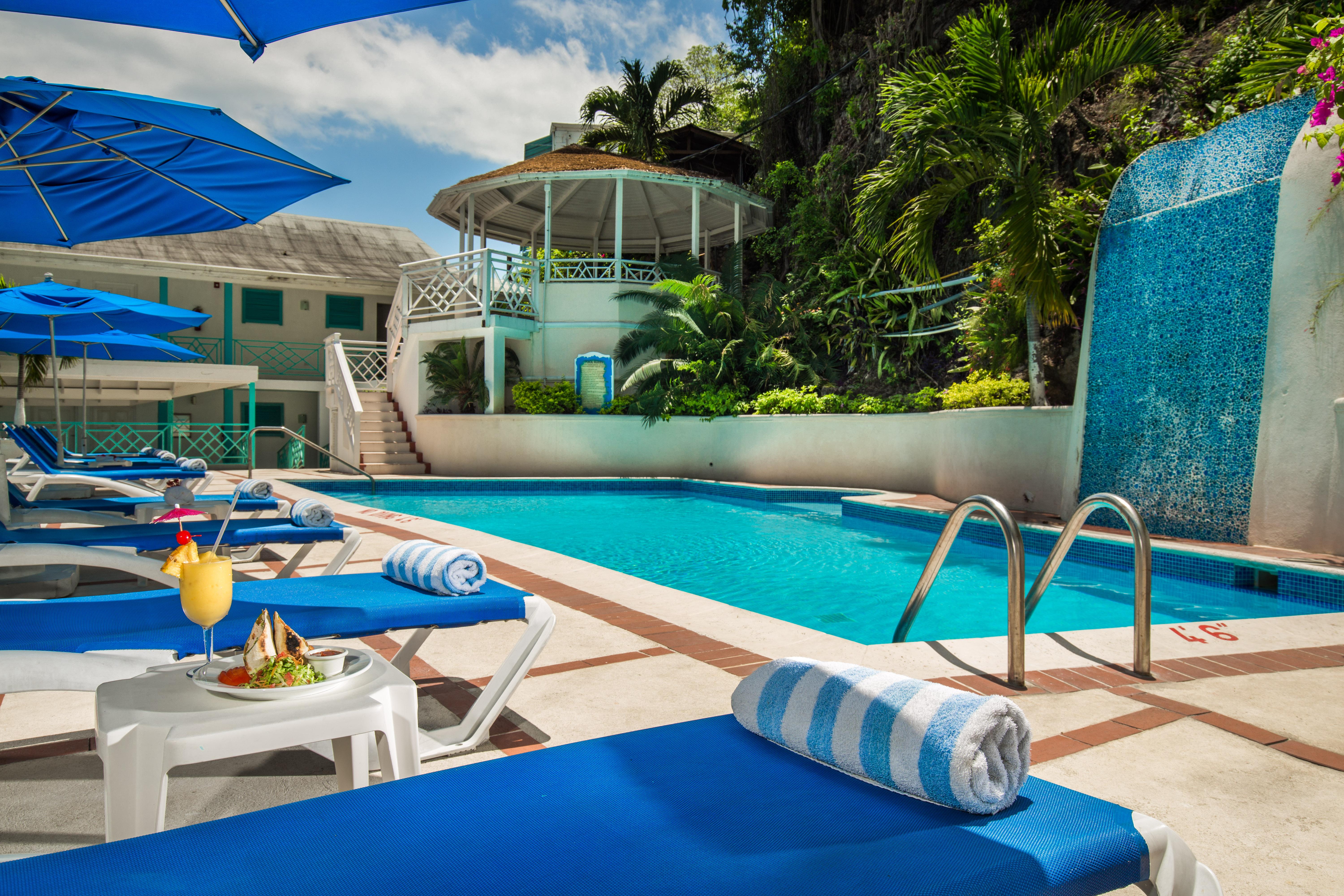 เดจา รีสอร์ต ออล อินคลูซีฟ Hotel มอนเทโกเบย์ ภายนอก รูปภาพ